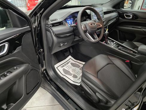 New 2026 Jeep Compass Latitude AWD/4WD image 15