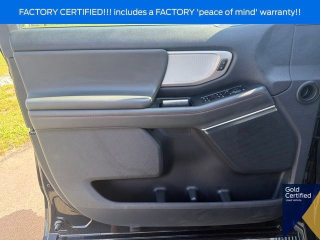 Used 2025 Ford Expedition Active AWD/4WD image 32