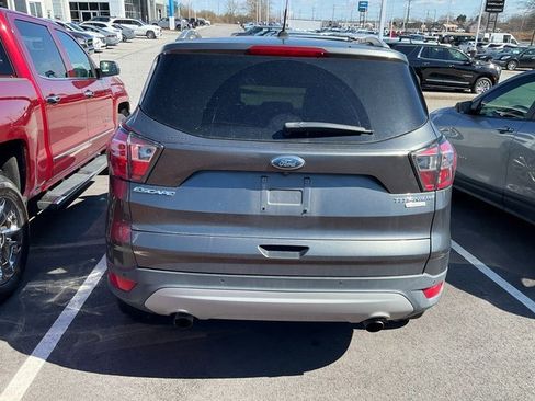 Used 2017 Ford Escape Titanium image 5