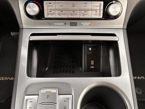 Certified 2023 Hyundai Kona Limited image 16