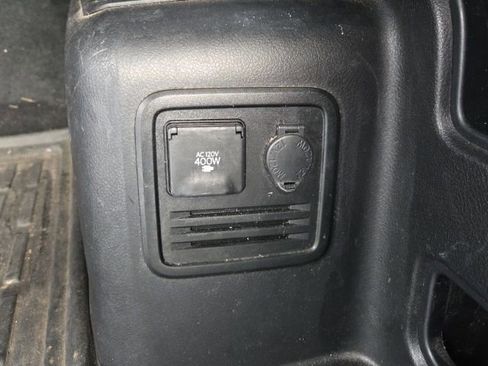 Used 2019 Toyota 4Runner TRD Off-Road image 9