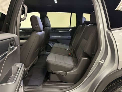 New 2026 GMC Acadia Elevation w/ LPO, Floor Liner Package image 21