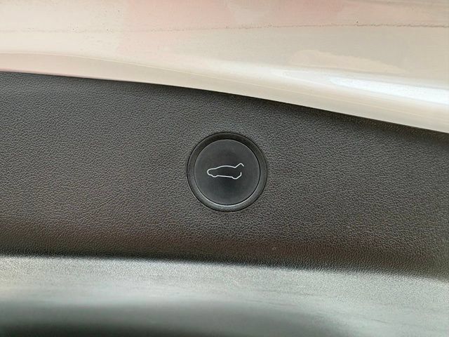 Used 2021 Tesla Model 3 Standard Range Plus RWD image 28