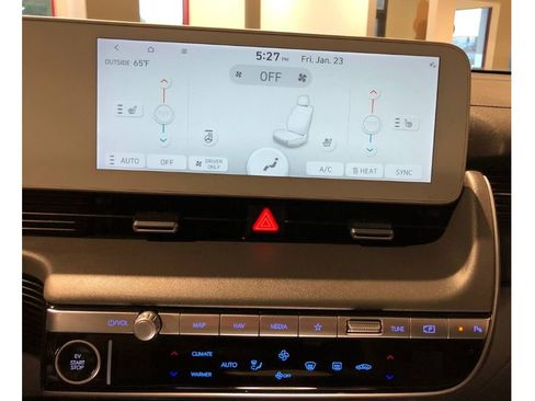 Used 2024 Hyundai Ioniq 5 SEL image 30