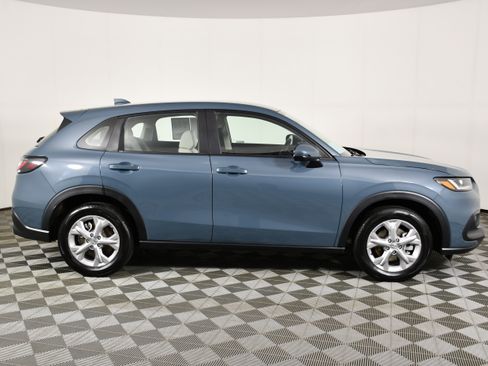 Certified 2023 Honda HR-V LX image 5