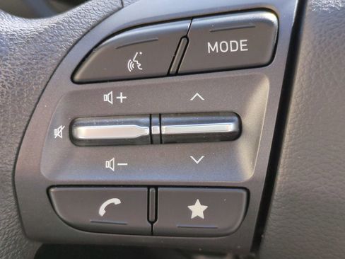 Certified 2022 Hyundai Kona SEL image 22