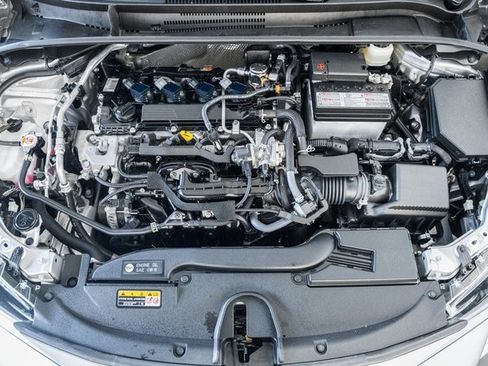Used 2024 Toyota Corolla SE image 17