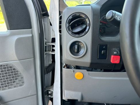 Used 2013 Ford E-450 and Econoline 450 Super Duty w/ Shuttle Bus Prep Pkg RWD image 13