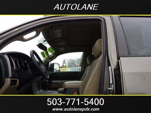 Used 2012 Toyota Tundra 4x4 CrewMax image 6