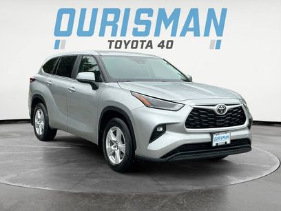 Used 2024 Toyota Highlander LE