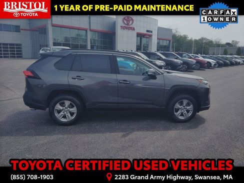 Used 2024 Toyota RAV4 XLE AWD/4WD image 11