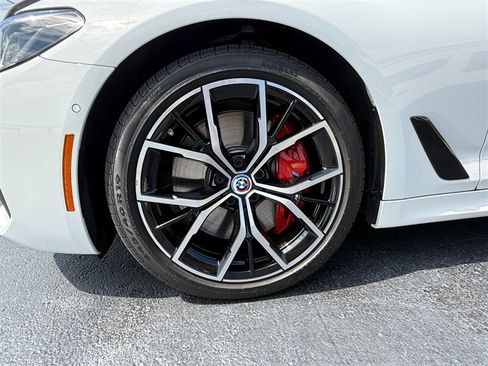 Used 2023 BMW M550i xDrive w/ Executive Package AWD/4WD image 21