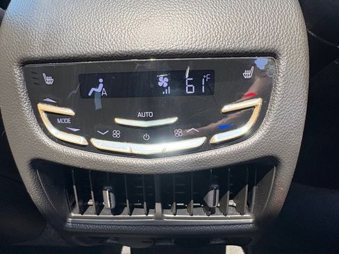 Used 2014 Cadillac SRX Premium FWD image 9
