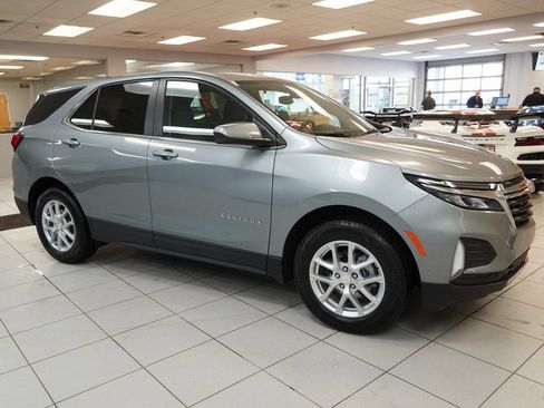 Used 2024 Chevrolet Equinox LT image 15