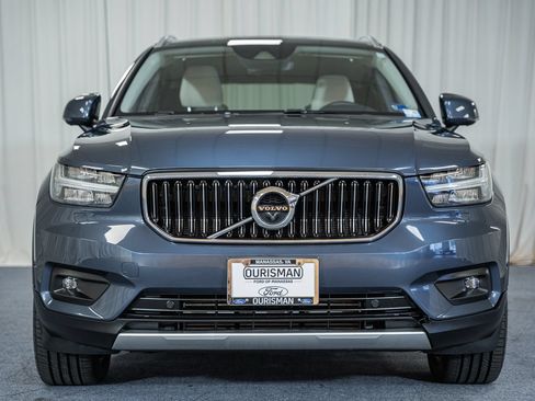 Used 2022 Volvo XC40 T5 Inscription w/ Advanced Package AWD/4WD image 2