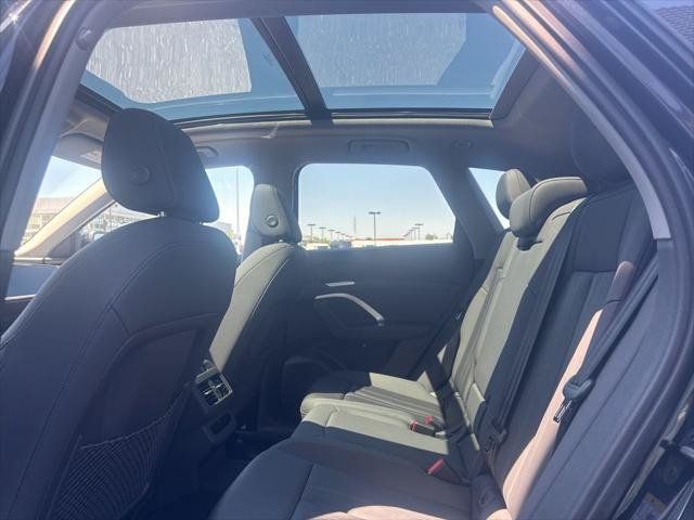 Certified 2025 Audi Q5 Premium w/ Convenience Package AWD/4WD image 8