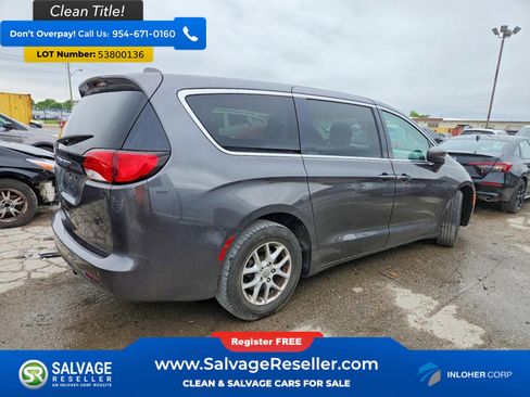 Used 2018 Chrysler Pacifica LX FWD image 4
