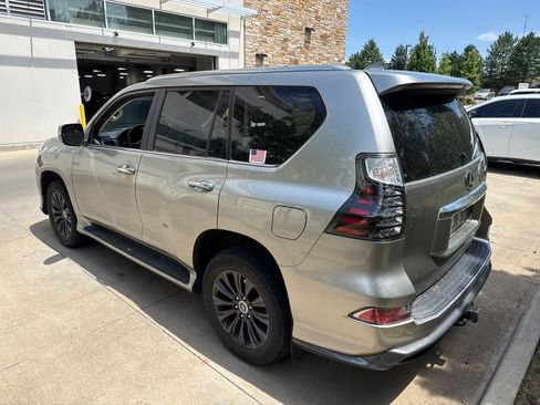 Certified 2023 Lexus GX 460 Premium AWD/4WD image 3