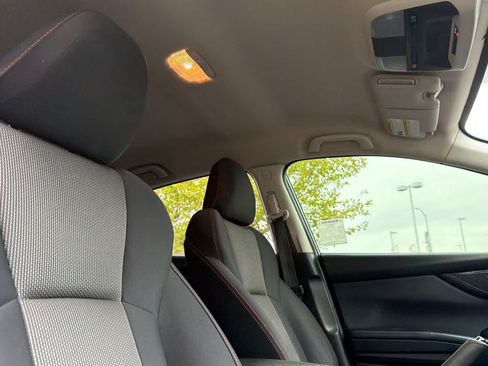 Used 2018 Subaru Crosstrek 2.0i Premium AWD/4WD image 17