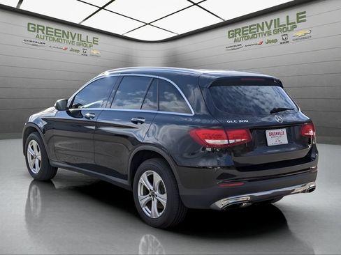 Used 2018 Mercedes-Benz GLC 300 image 3