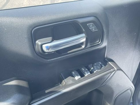 Certified 2022 Chevrolet Silverado 1500 Custom w/ Safety Confidence Package AWD/4WD image 21