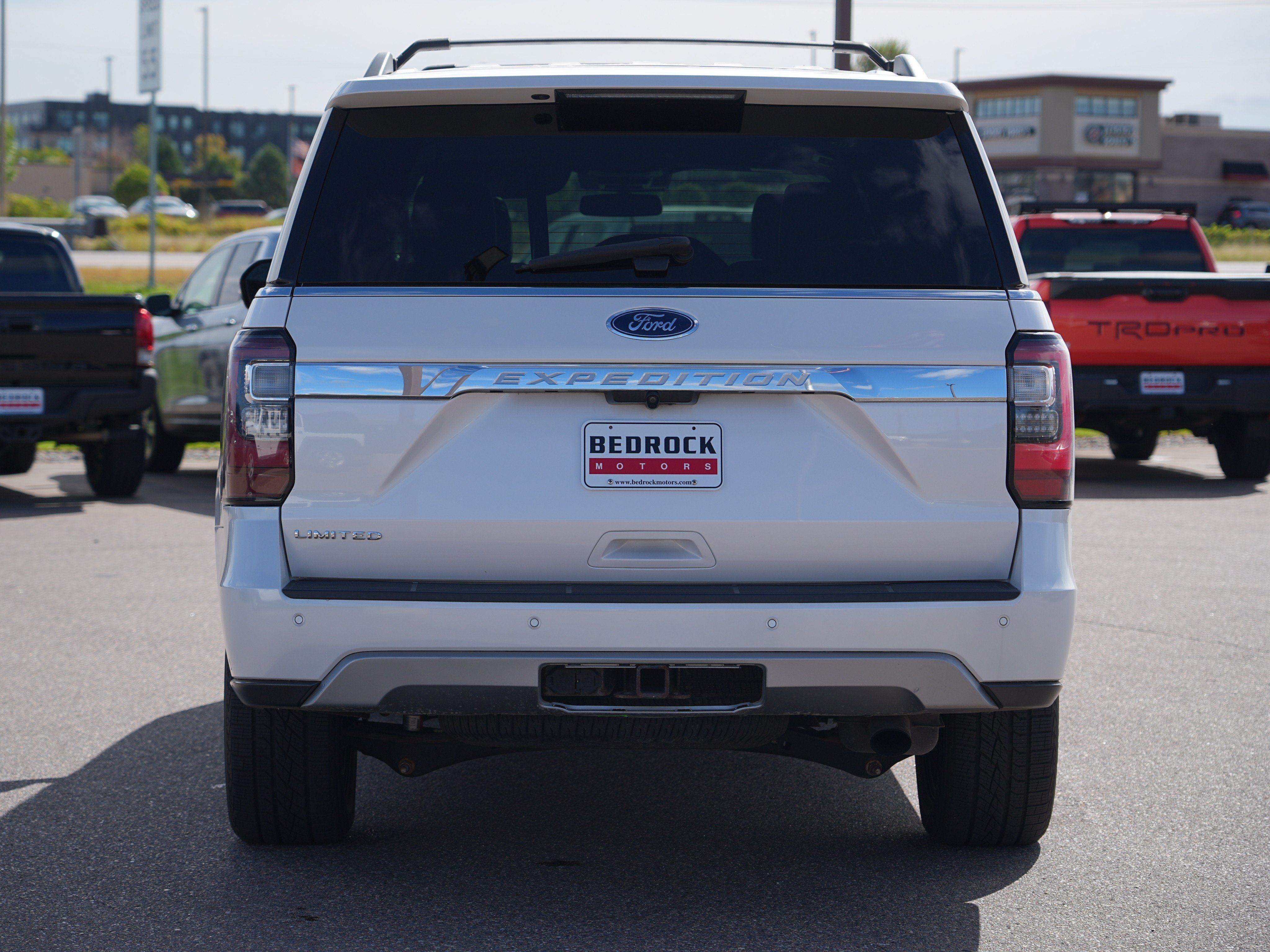 Used 2019 Ford Expedition Limited w/ Equipment Group 301A AWD/4WD image 4