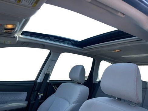 Used 2017 Subaru Forester 2.5i Premium image 22