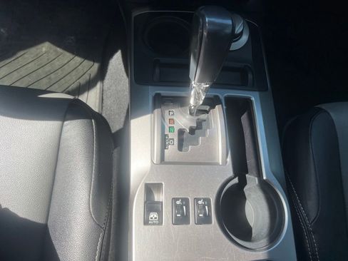 Used 2016 Toyota 4Runner SR5 Premium AWD/4WD image 10