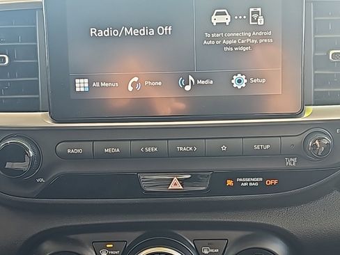 Certified 2023 Hyundai Venue SEL image 19