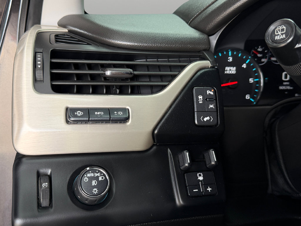 Used 2018 GMC Yukon XL Denali RWD image 17