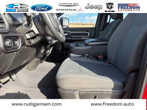 Used 2024 RAM 2500 Big Horn w/ Night Edition image 10