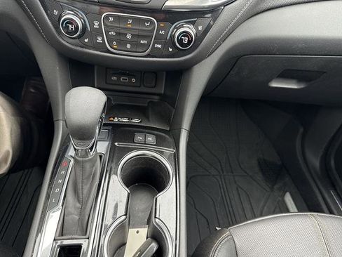 Used 2024 Chevrolet Equinox Premier AWD/4WD image 23