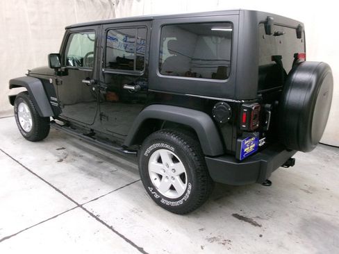 Used 2017 Jeep Wrangler Unlimited Sport w/ Quick Order Package 24S AWD/4WD image 6