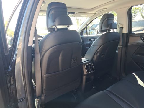 Used 2023 Kia Sportage SX FWD image 19