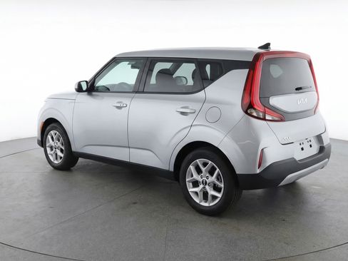 Used 2025 Kia Soul LX w/ LX Technology Package image 6