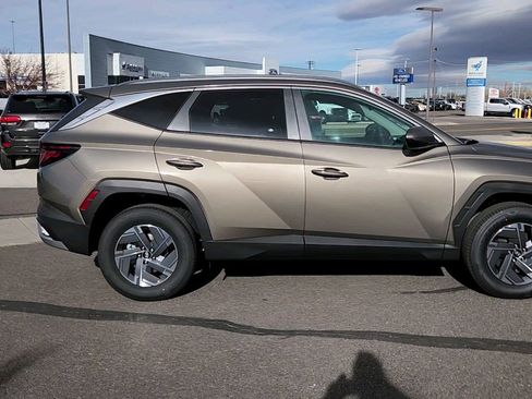 New 2025 Hyundai Tucson Blue image 2