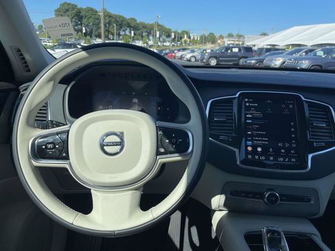 Certified 2023 Volvo XC90 B6 Ultimate AWD/4WD image 15