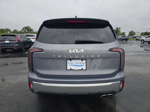 Used 2023 Kia Telluride SX FWD image 5