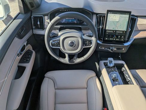 New 2026 Volvo XC90 B6 Ultra w/ Protection Package AWD/4WD image 18