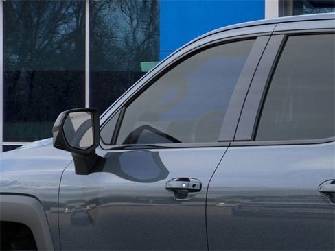 New 2026 Chevrolet Silverado EV LT image 12