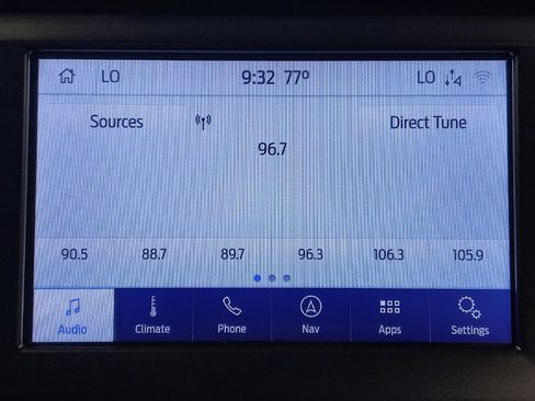 Used 2020 Ford Fusion SE image 25