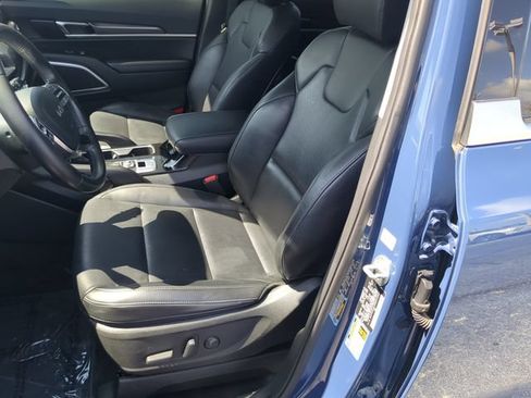 Used 2024 Kia Telluride S w/ S Sunroof Package FWD image 22