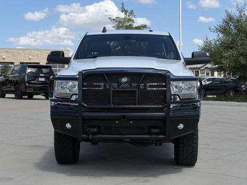 Used 2022 RAM 2500 Tradesman w/ Chrome Appearance Group AWD/4WD image 7