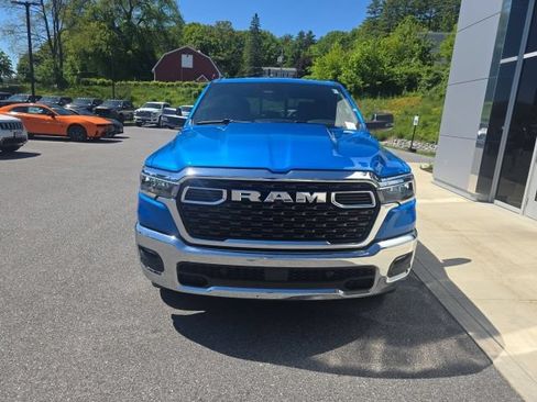 New 2026 RAM 1500 4x4 Crew Cab image 2