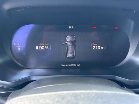 Used 2021 Polestar Polestar 2 image 21