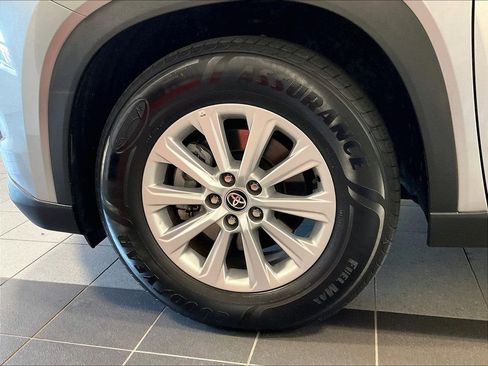 Certified 2025 Toyota Grand Highlander AWD image 7