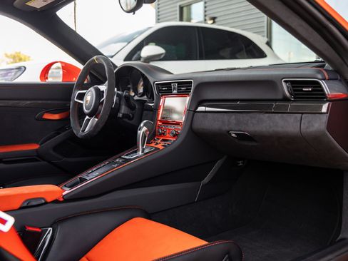 Certified 2016 Porsche 911 GT3 RS RWD image 48