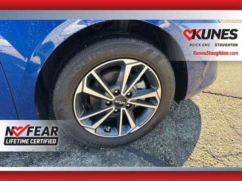 Used 2024 Kia Forte LXS image 13