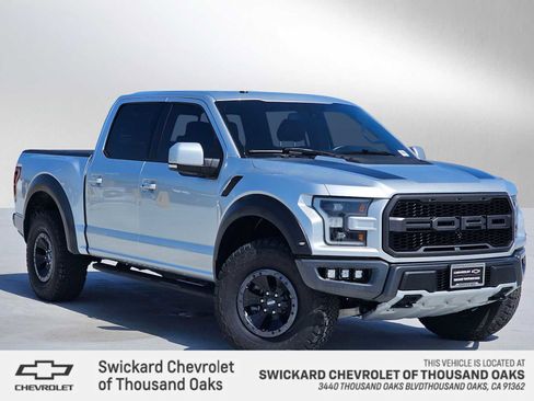Used 2018 Ford F150 Raptor w/ Equipment Group 802A Luxury AWD/4WD image 1