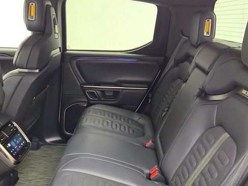 Used 2022 Rivian R1T Launch Edition AWD/4WD image 21